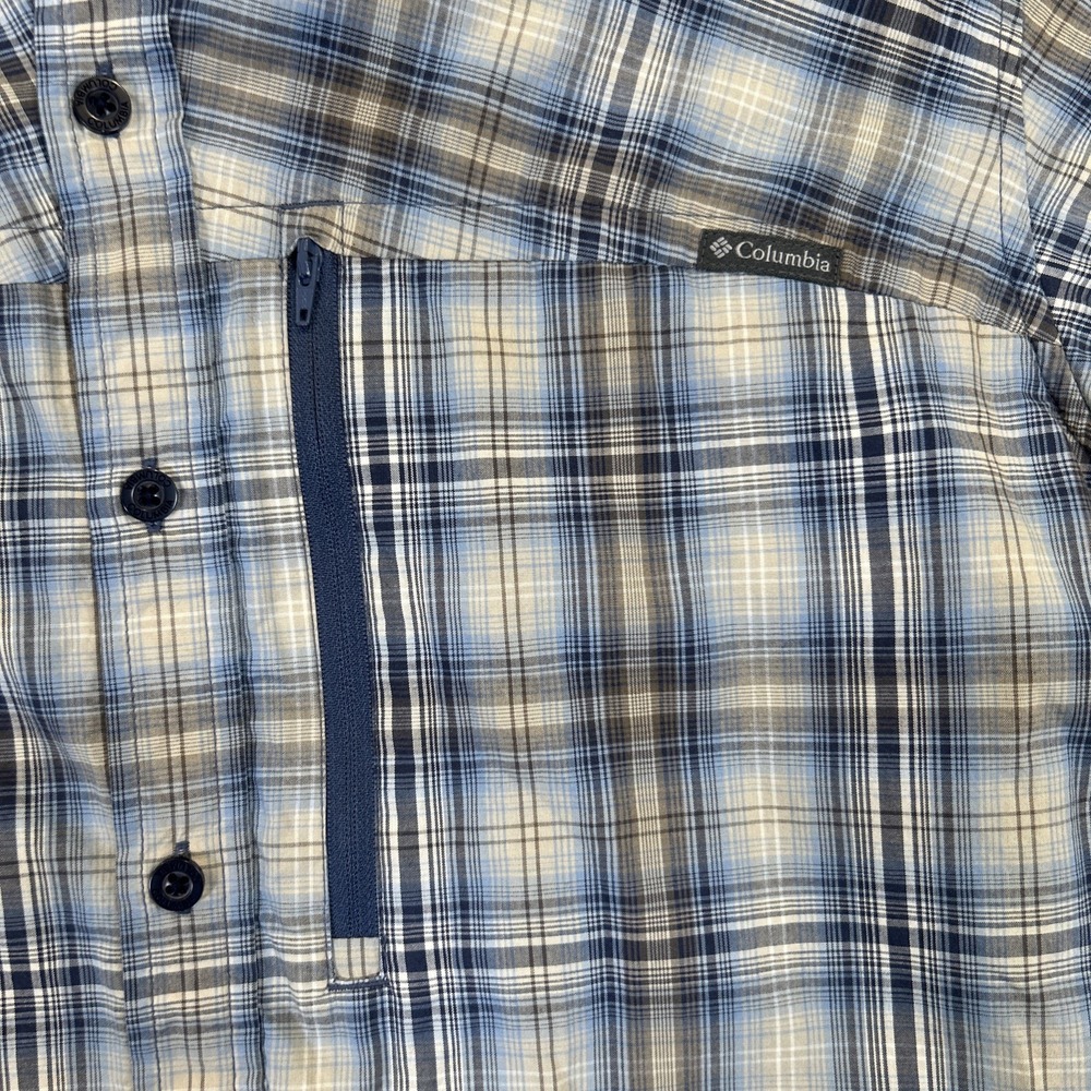 Columbia Shirt Mens Blue Plaid Button Long Sleeve L Zipper Pockets Regular Fit - Picture 2 of 8